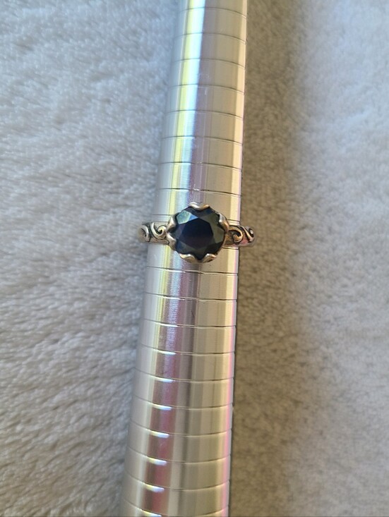 Silpada Jewelry - Silpada R2991 Retired Sterling Silver Hematite Burnished Beauty Size 8